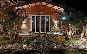 La Zarya Beach Resort